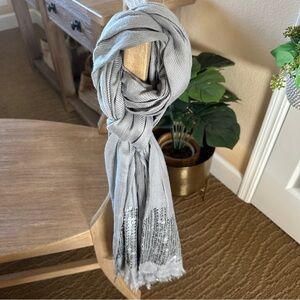 NWT Banana Republic 100% Rayon Sequin Scarf